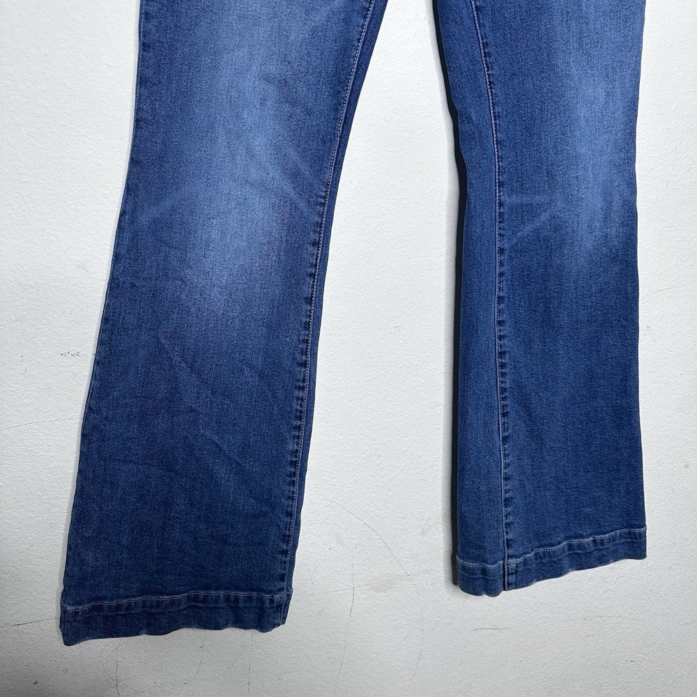 Dear John Rosie Flare Jeans Women's Size 30 Medium Wash Distressed Stretch Denim - Picture 4 of 13